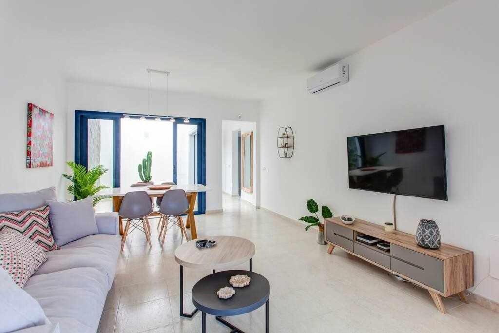 Homu Bianca Fantastica Villa Con Piscina Privad Playa Blanca  Eksteriør billede