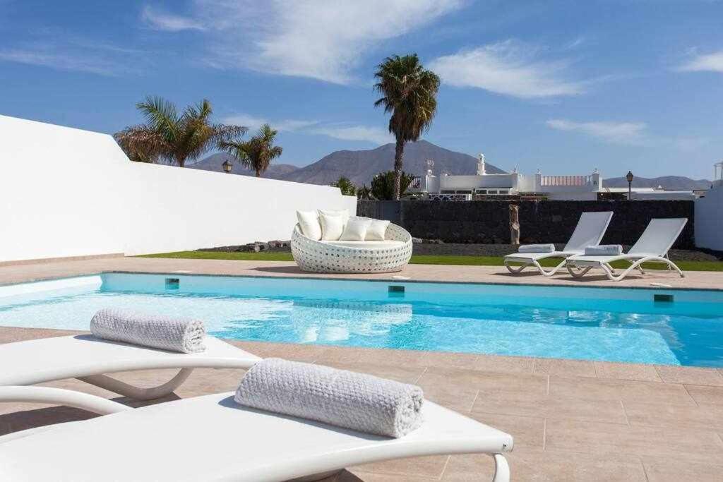 Homu Bianca Fantastica Villa Con Piscina Privad Playa Blanca  Eksteriør billede